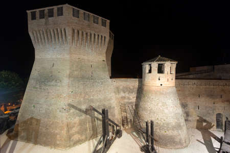 Mondavio (Pesaro Urbino, Marches, Italy): the medieval walls by nightのeditorial素材