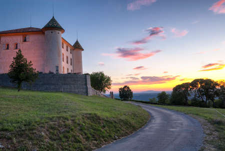 Aiguines (Gorges du Verdon, Alpes-de-Haute-Provence, Provence -Alpes-Cote d'Azur, France), castle at eveningのeditorial素材