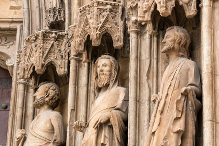 Valencia (Spain), exterior of the medieval cathedral, in gothic style: statuesの写真素材