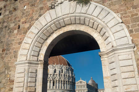 Pisa, Tuscany, Italy: the famous Piazza dei Miracoli, with the cathedral, the baptistery and the leaning towerのeditorial素材