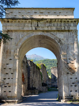 Susa, Turin, Piedmont, Italy: Arch of August (Arco di Augusto), Roman monumentの写真素材