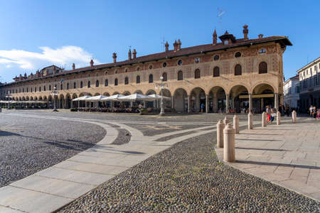 Vigevano, Pavia, Lombardy, Italy: the historic main square of the city, known as Piazza Ducaleのeditorial素材