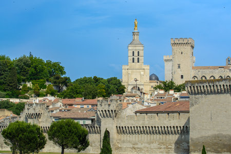 Avignon (Vaucluse, Provence-Alpes-Cote d'Azur, France): the medieval wallsの写真素材