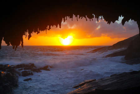 Sunset at Admirals Arch, Flinders Chase National Park, Kangaroo Island, South Australiaの写真素材
