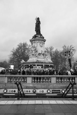 PARIS, FRANCE - January 10, 2016: ceremony to commemorate victims of the bombing and shooting rampage, commemoration of Charlie Hebdo terrorist attack and of Marches Republicaines demonstrationのeditorial素材