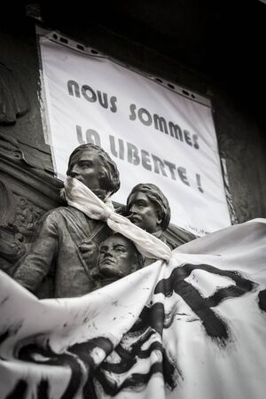 PARIS, FRANCE - January 10, 2016: ceremony to commemorate victims of the bombing and shooting rampage, commemoration of Charlie Hebdo terrorist attack and of Marches Republicaines demonstrationのeditorial素材