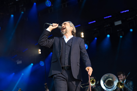 Nyon, Switzerland - 27 July 2019 :  concert of Swiss pop singer Stephan Eicher & Traktorkestarのeditorial素材