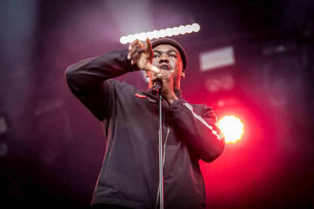 â¢	Nyon, Switzerland - 27 July 2019 :  concert of British soul crooner Jacob Banksのeditorial素材