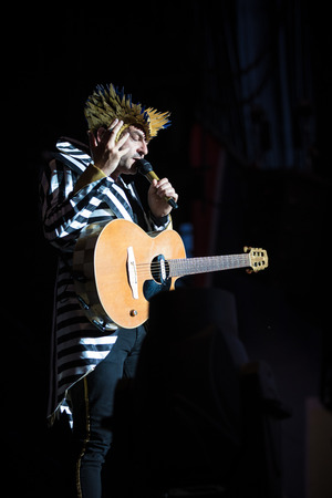 Nyon, Switzerland - 24 July 2019 :  concert of extravagant French singer-songwriter and guitarist Matthieu Chedid called âM-のeditorial素材