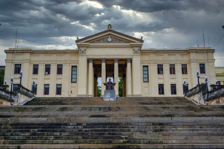 Front view of the La Habana university.のeditorial素材