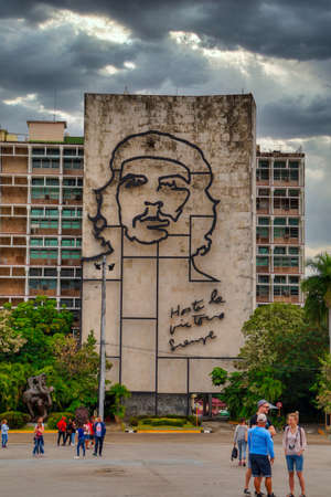 Famous Che GuevaraÂ´s large sing, placed in the front side of the Cuban homeland ministry. Taken from the Plaza de La Revolucion on a clouded winter morningのeditorial素材