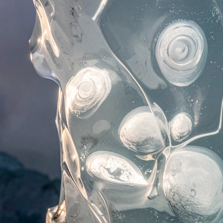 A macro view of an intricate ice sculpture reveals a world frozen in time.の素材