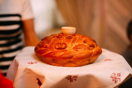 russian loaf, Wedding loaf of bread inscription advice and love
