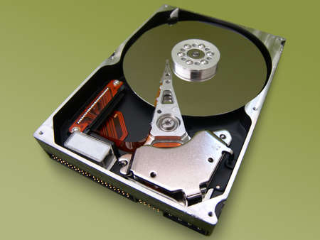 Hard disk drive