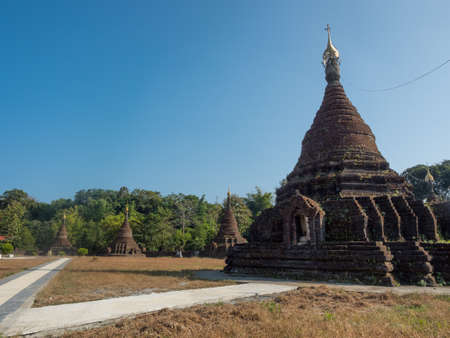 Sakya Manaung Pagoda and blue sky, Mrauk-U, Myanmar,asiaの写真素材