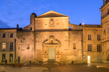 Arles, France - March 7, 2023: Empty street in the center of Arles (France) in the night, entrance of eglise Sainte-Anne d'Arlesのeditorial素材