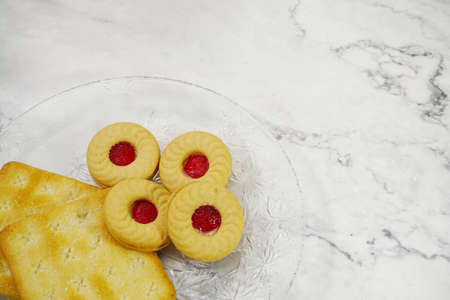 picture of snack cookies on a glass plateの写真素材
