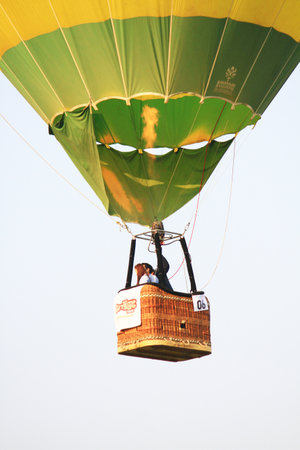 CHIANGRAI, THAILAND-FEBRUARY 14, 2016: Coloful Balloons free flying in the atmosphere of blue sky and Balloon Night Glow in Thailand International Balloon Festival.のeditorial素材