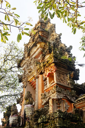 Ancient Pagoda of Portal von Taman Saraswati temple in Ubud city landmark on Bali Island of Indonesia. Travel destination for culture of Asianの写真素材
