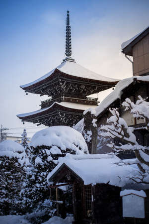 Snow fall at Kokubunji Temple in Takayama, Japanのeditorial素材