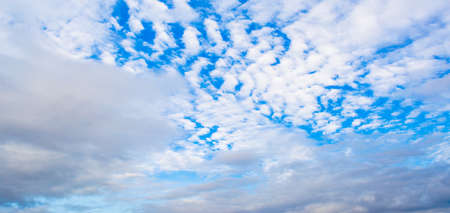 white cloud and blue sky background image.