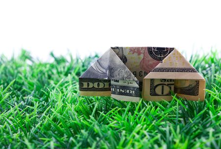 symbol picture with house with dollarnote の写真素材