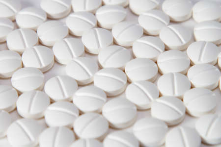 round pills paracetamol or aspirin painkiller remedy