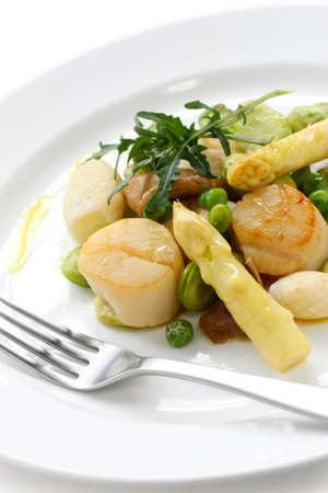 sauteed scallops,  white asparagus and broad beansの写真素材