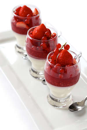 strawberry mousse verrine, french glass dessertの写真素材