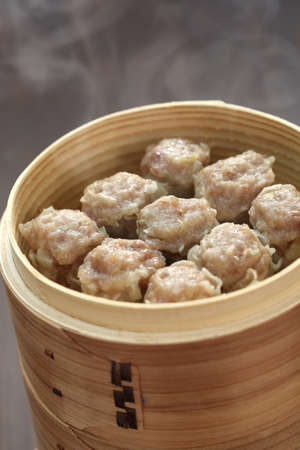 shumai, shaomai, chinese food in bamboo steamerの写真素材