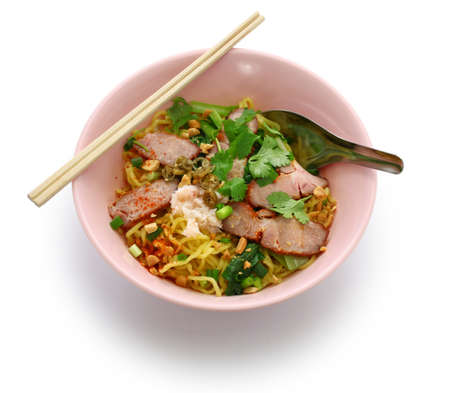 bami haeng mu daeng, egg noodles served with roast pork, thai food