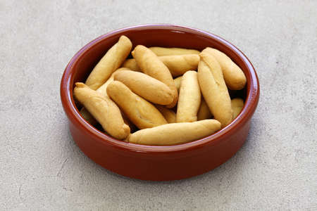 picos, traditional spanish breadsticks