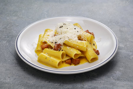 rigatoni alla carbonara, Roman pasta dishの写真素材