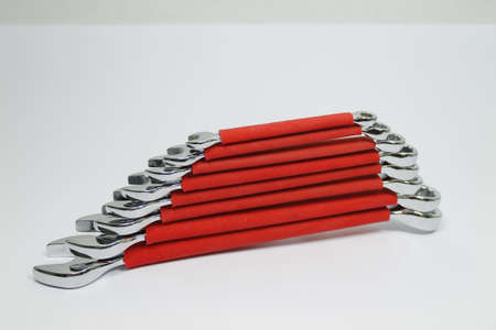 Set of combination spanners 