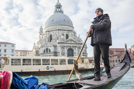 Boatman in Veniceのeditorial素材