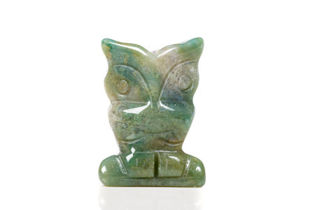macro mineral stone owl from moss agate close-upの写真素材