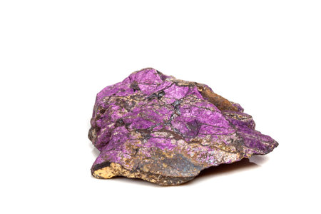 Macro mineral stone purpureus, (purple) purpurite in the breed a white background close upの写真素材