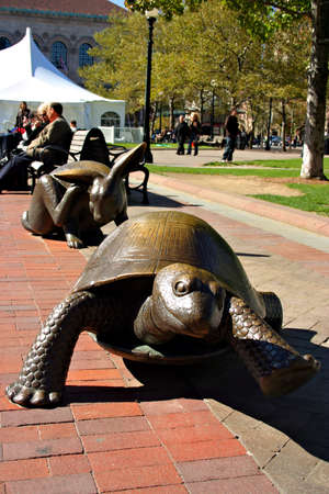 Copley Square is an area of the Back Bay district of Boston. The Boston Public Library, Old South Church, Copley Trinity Church, and the John Hancock Tower are all arrayed around the square.の写真素材