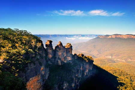 The Three Sisters are famous rock formation in the Blue Mountains of New South Wales, Australia
の写真素材