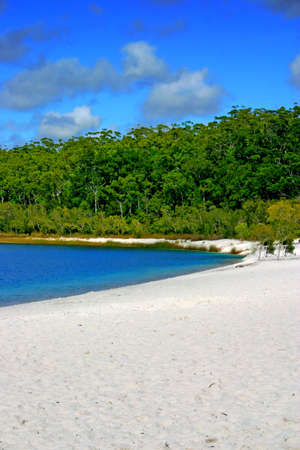 Lake McKenzie is one of the popular freshwater lake at Fraser Island, Australia
の写真素材