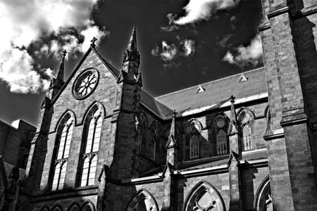 Copley Square is an area of the Back Bay district of Boston. The Boston Public Library, Old South Church, Copley Trinity Church, and the John Hancock Tower are all arrayed around the square.
の写真素材