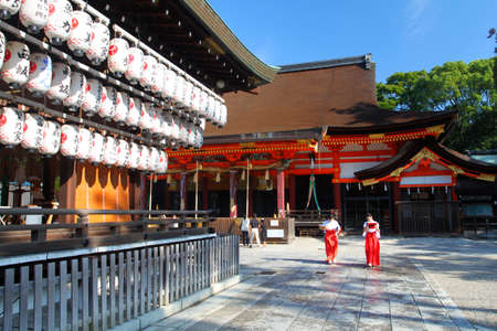 Yasaka Shrine, also known as Gion Shrine, is famous for its Gion Matsuri, one of Japan's largest festivals

のeditorial素材
