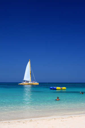 Doctor's Cave Beach Club, Montego Bay (also known as Doctor's Cave Bathing Club) has been one of the most famous beaches in Jamaica for nearly a century.
のeditorial素材