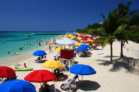 Doctor's Cave Beach Club, Montego Bay (also known as Doctor's Cave Bathing Club) has been one of the most famous beaches in Jamaica for nearly a century.

のeditorial素材