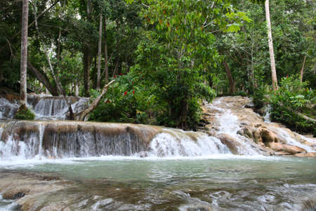 Ocho Ríos is a town on the northern coast of Jamaica, located in the parish of Saint Ann. It is a popular tourist destination, well known for scuba diving and other water sports
の写真素材