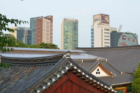Bongeunsa Buddhist Temple in Seoul, South Korea
のeditorial素材