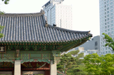 Bongeunsa Buddhist Temple in Seoul, South Koreaのeditorial素材