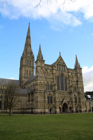 Exterior view of Salisbury cathedral in Wiltshire, UK. This imposing building holds one of the 4 remaining copies of the Magna Carta.のeditorial素材