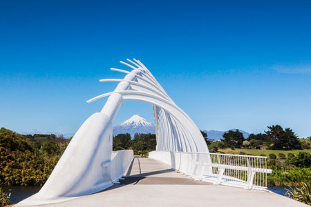 Te Rewa Rewa Bridge New Plymouth New Zealandのeditorial素材