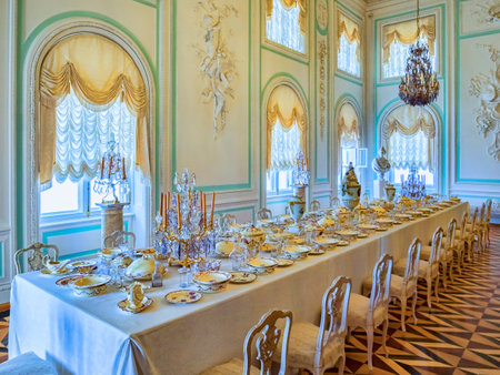 White Banqueting Hall, Peterhof Palaceのeditorial素材